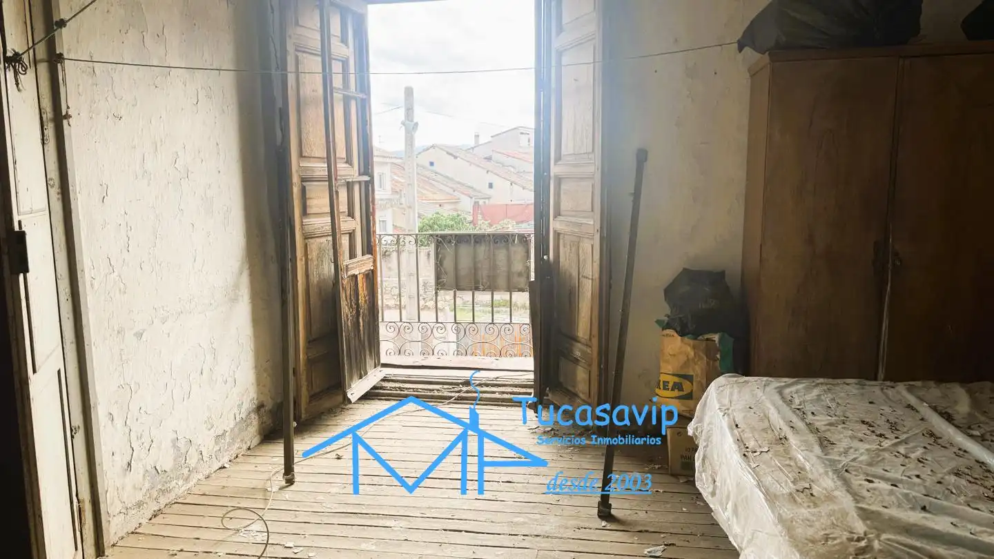 Vista exterior de Casa o chalet en venta en Cebreros con Jardín privado y Balcón
