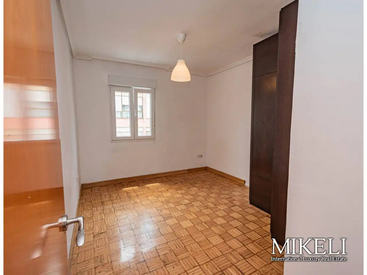 Bedroom of Flat for sale in Santander  with Alarm