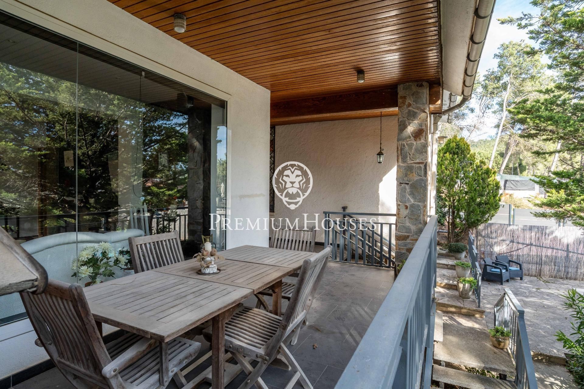 Terrassa de Casa o xalet en venda en Begues amb Aire condicionat, Calefacció i Jardí privat