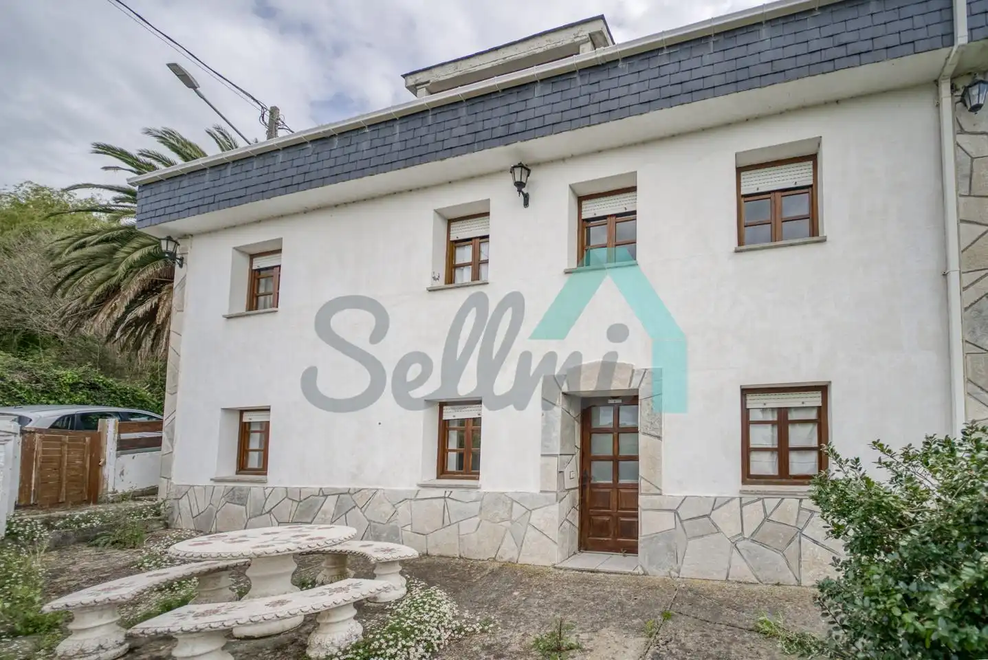 Vista exterior de Casa o chalet en venta en Castropol con Calefacción y Jardín privado