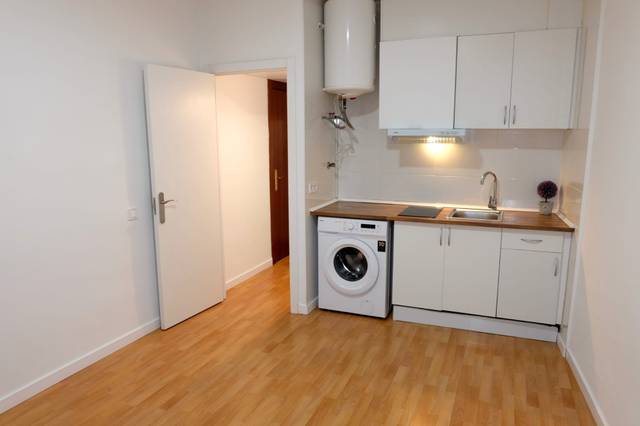 Estudio en Venta en Pasaje de Napoleón en La Salut