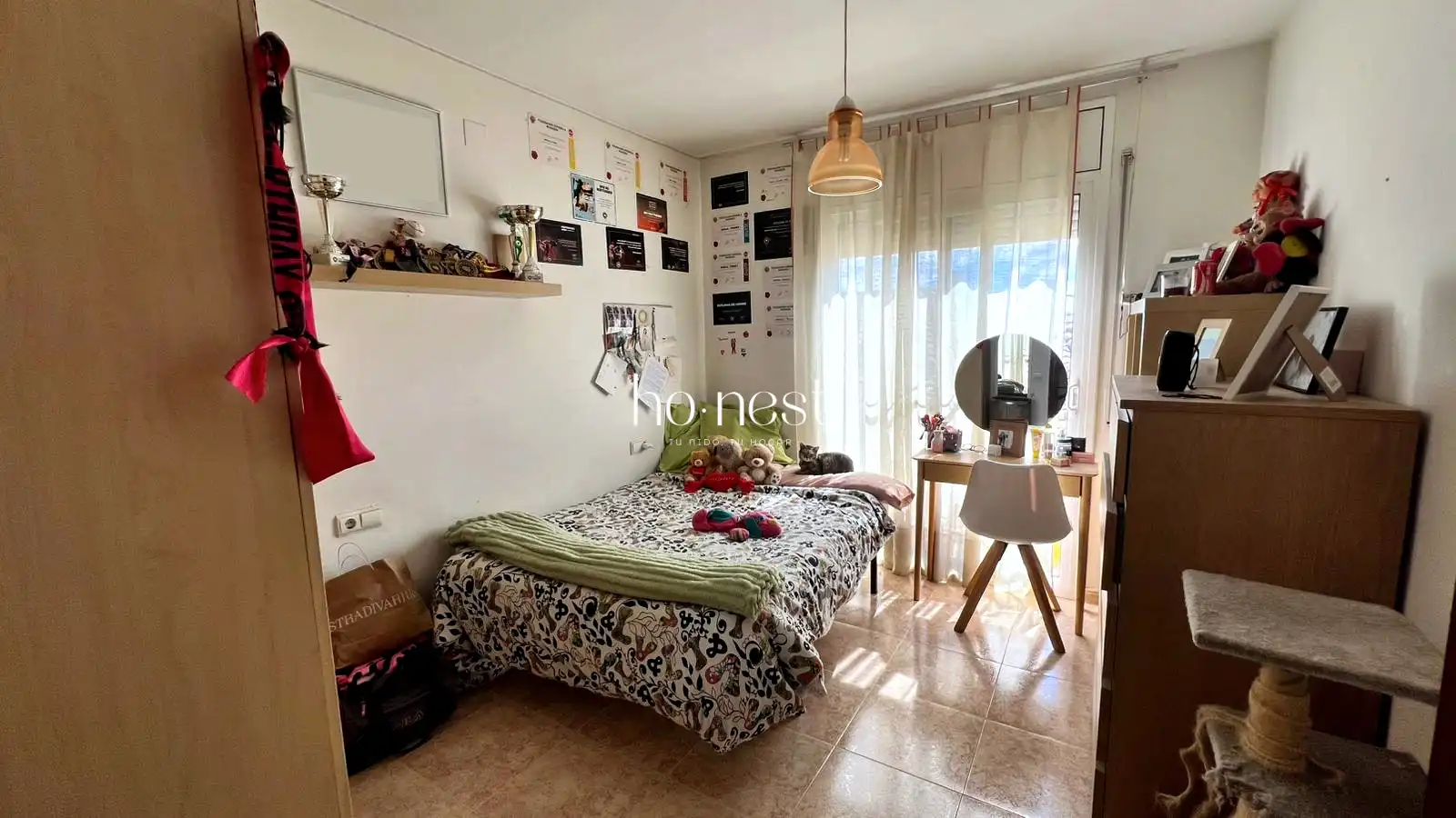 Habitación de Casa adosada en venta en La Granada con Calefacción y Terraza