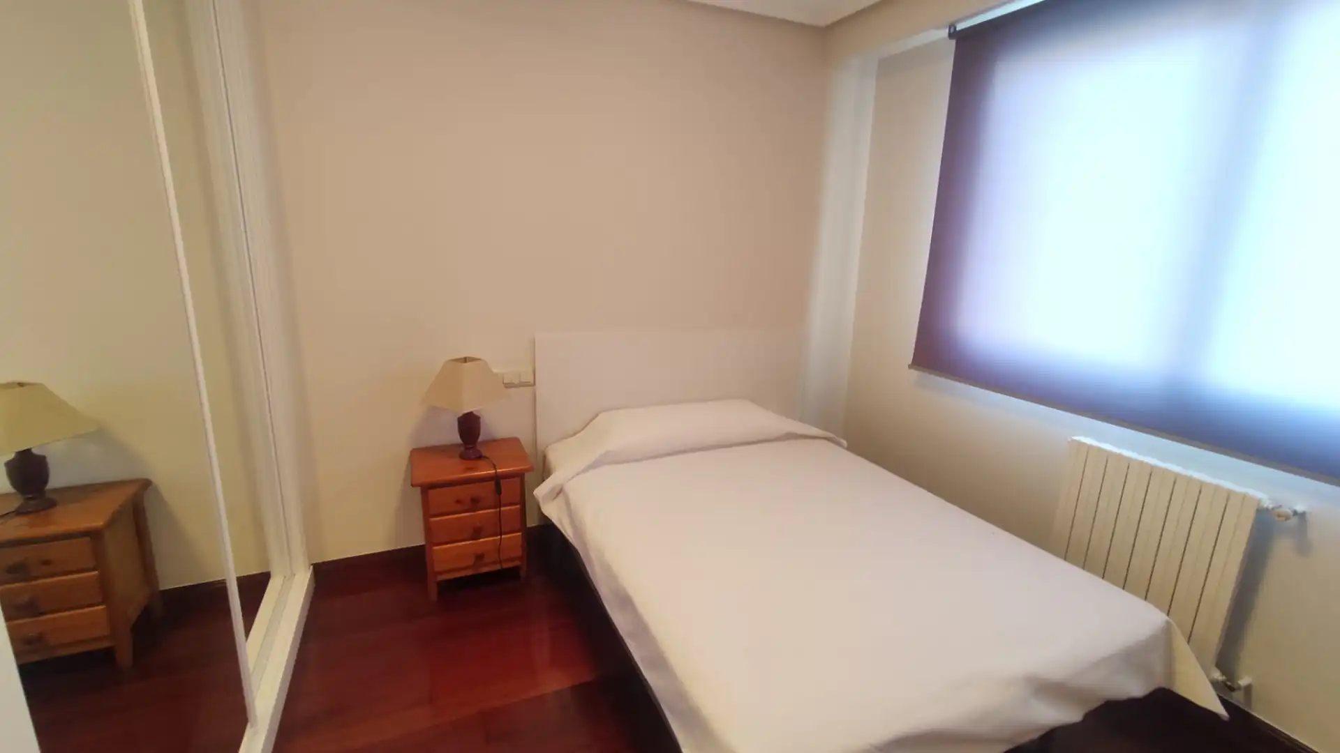 Schlafzimmer von Wohnung zur Miete in Ourense Capital  mit Heizung, Möbliert und Ofen
