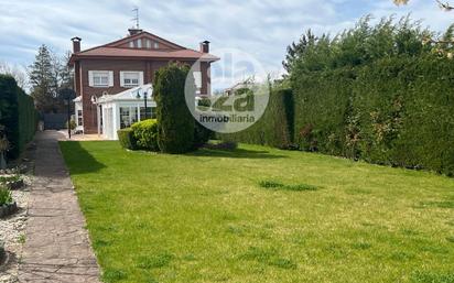 Jardí de Casa adosada en venda en Cardeñajimeno amb Terrassa