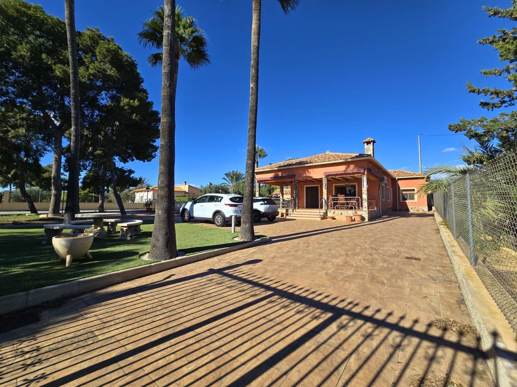 Exterior view of House or chalet to rent in Elche / Elx  with Private garden and Swimming Pool