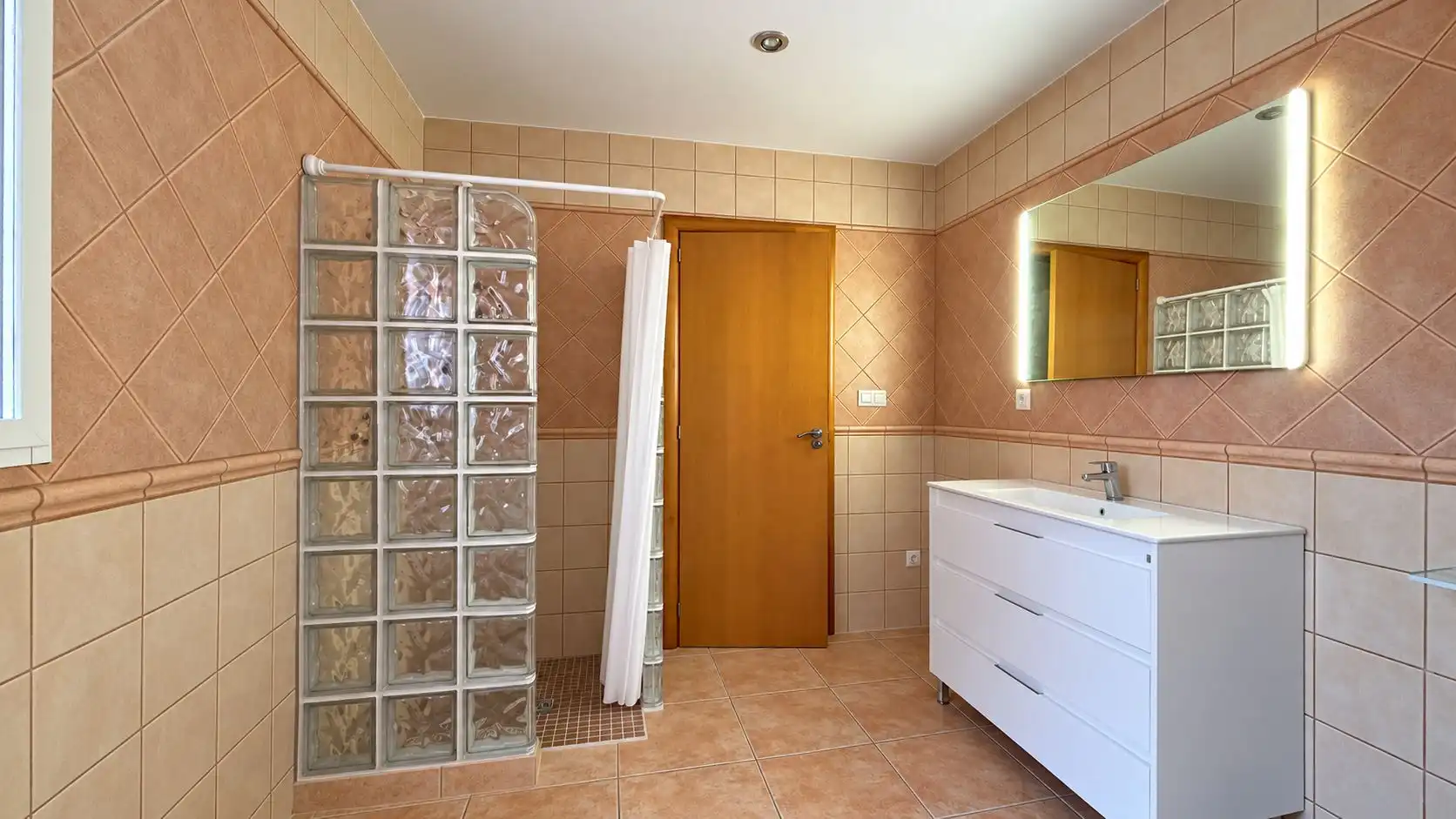Bany de Casa o xalet en venda en Planes, Alicante