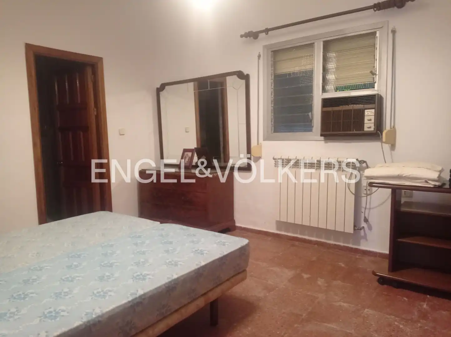 Casa o chalet en venta en Dos Hermanas con Calefacción, Jardín privado y Terraza