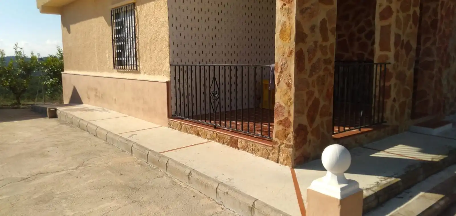 Finca rústica en venta en Pedralba con Jardín privado, Terraza y Trastero