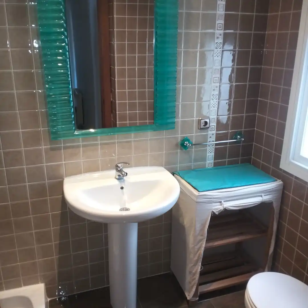Badezimmer von Wohnung zum Verkauf in El Bonillo mit Heizung, Möbliert und Ofen