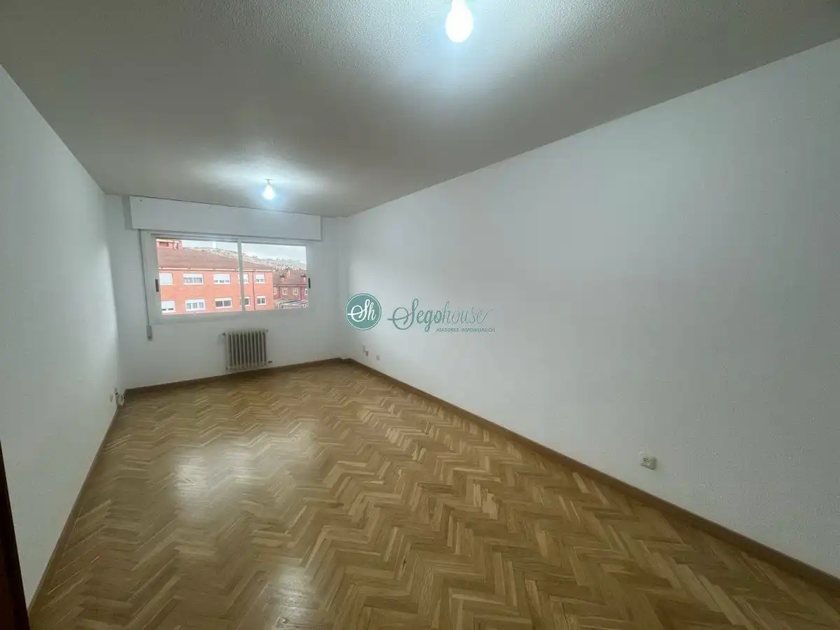 Piso con ascensor en venta en Vía Romana, imagen 8