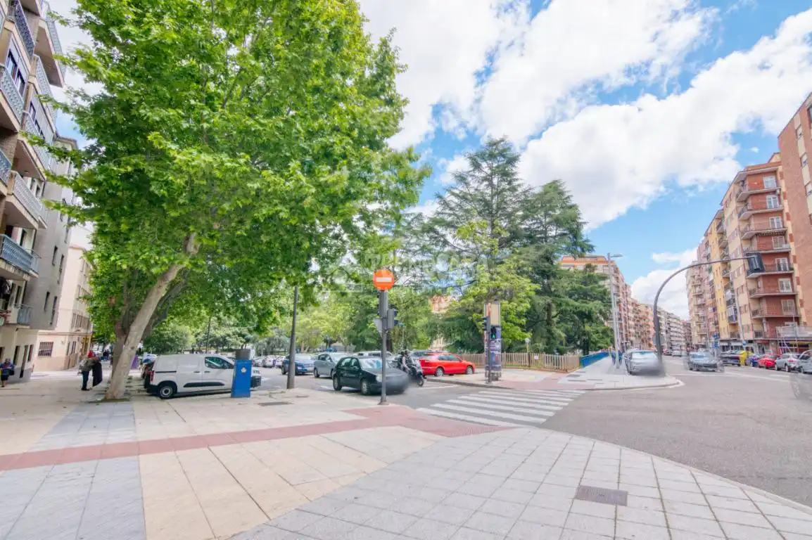 Vista exterior de Piso en venta en Salamanca con Calefacción