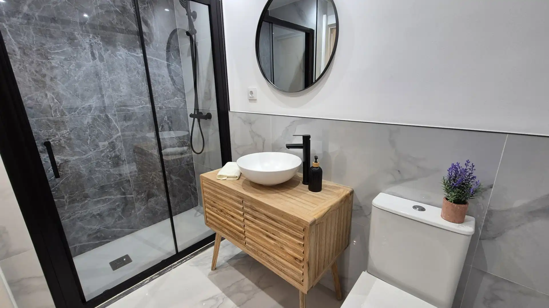 Baño de Dúplex en venta en Madrid con Aire acondicionado y Calefacción