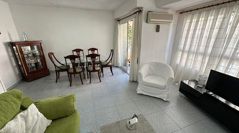 Foto 2 von Wohnung zur Miete in Calle Cronista Viravens, 5, Carolinas Bajas, Alicante / Alacant