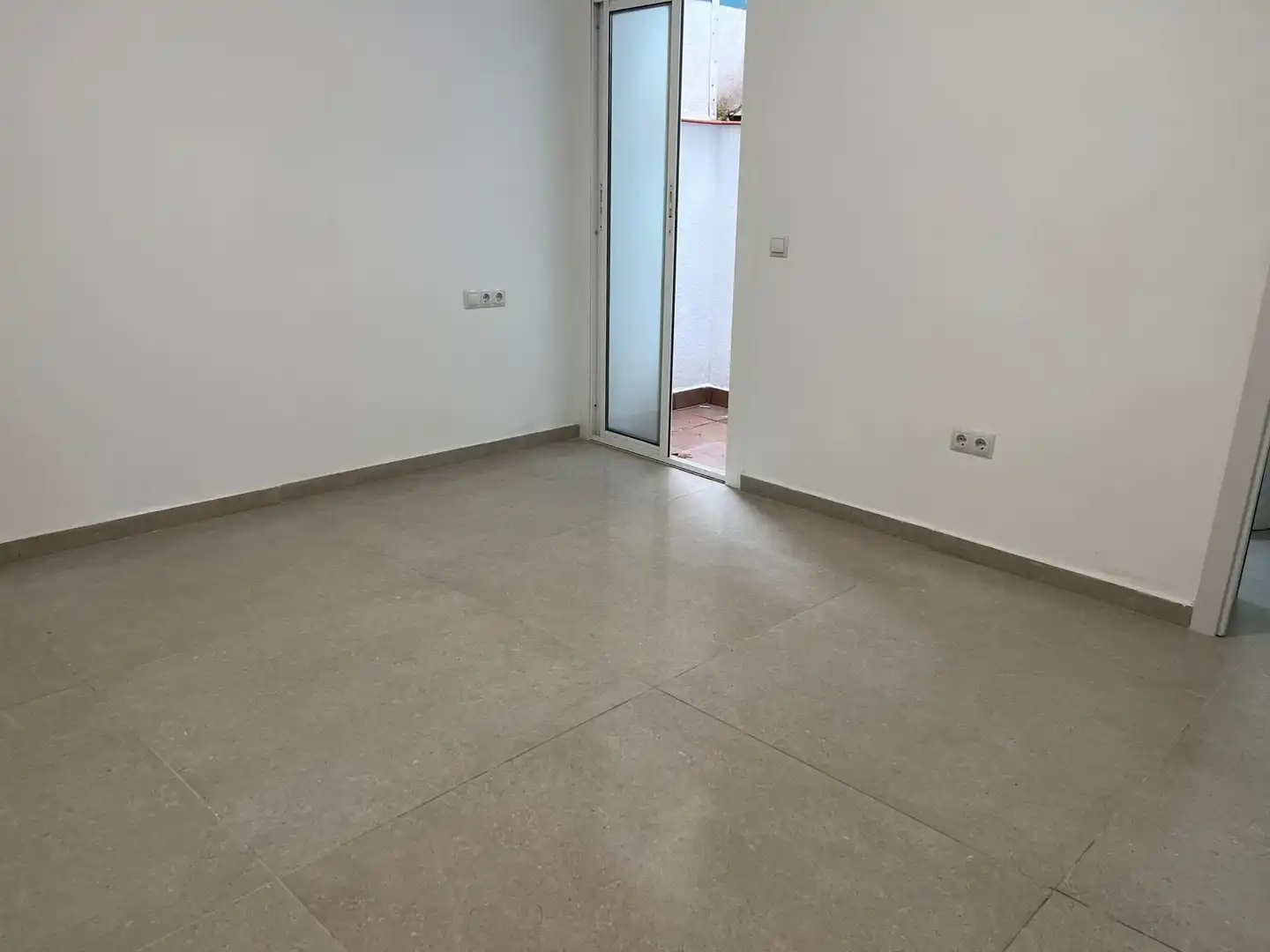 Flat for sale in Sabadell  with Air Conditioner and Heating