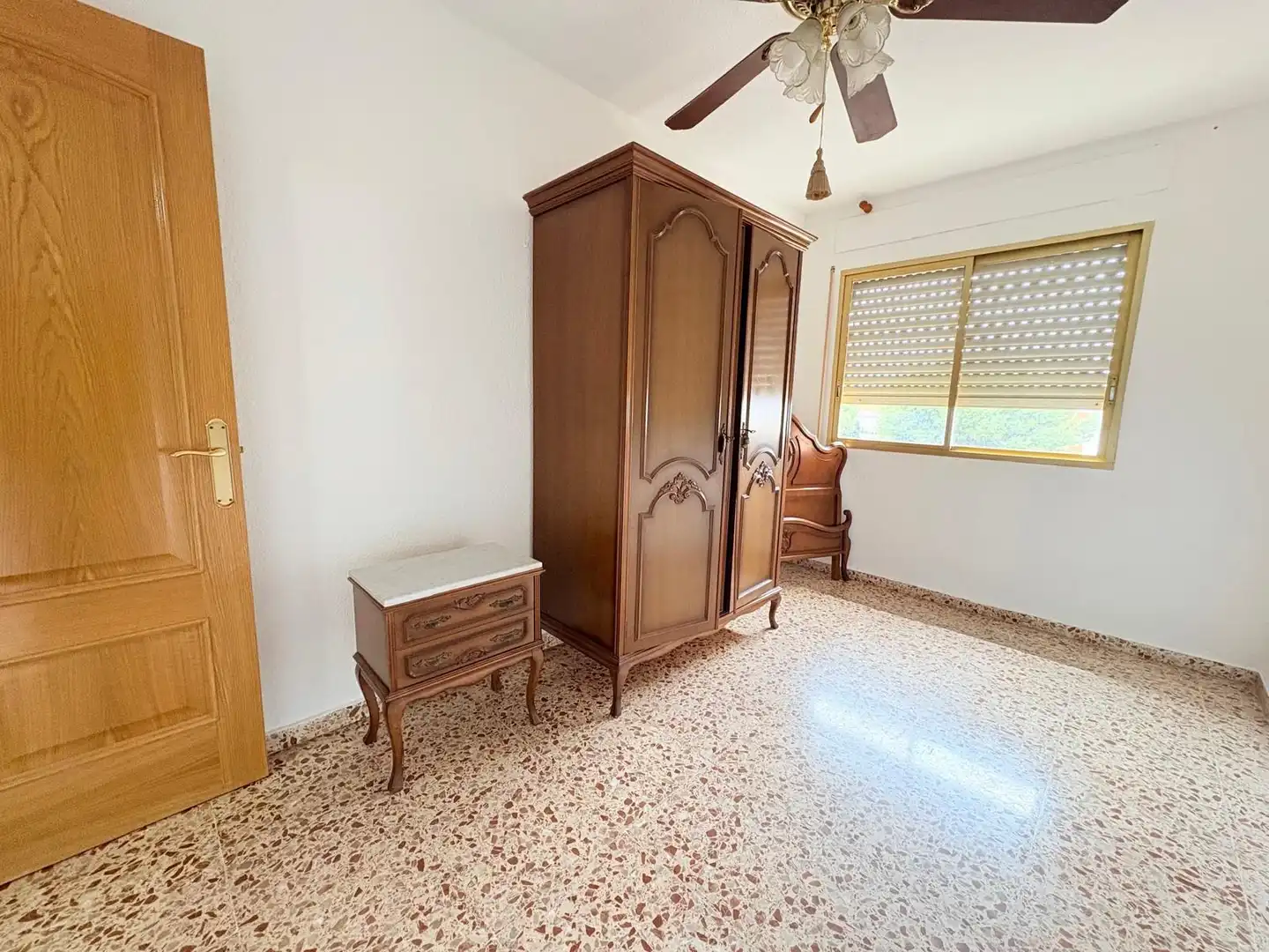 Schlafzimmer von Wohnung zum Verkauf in Sedaví mit Balkon