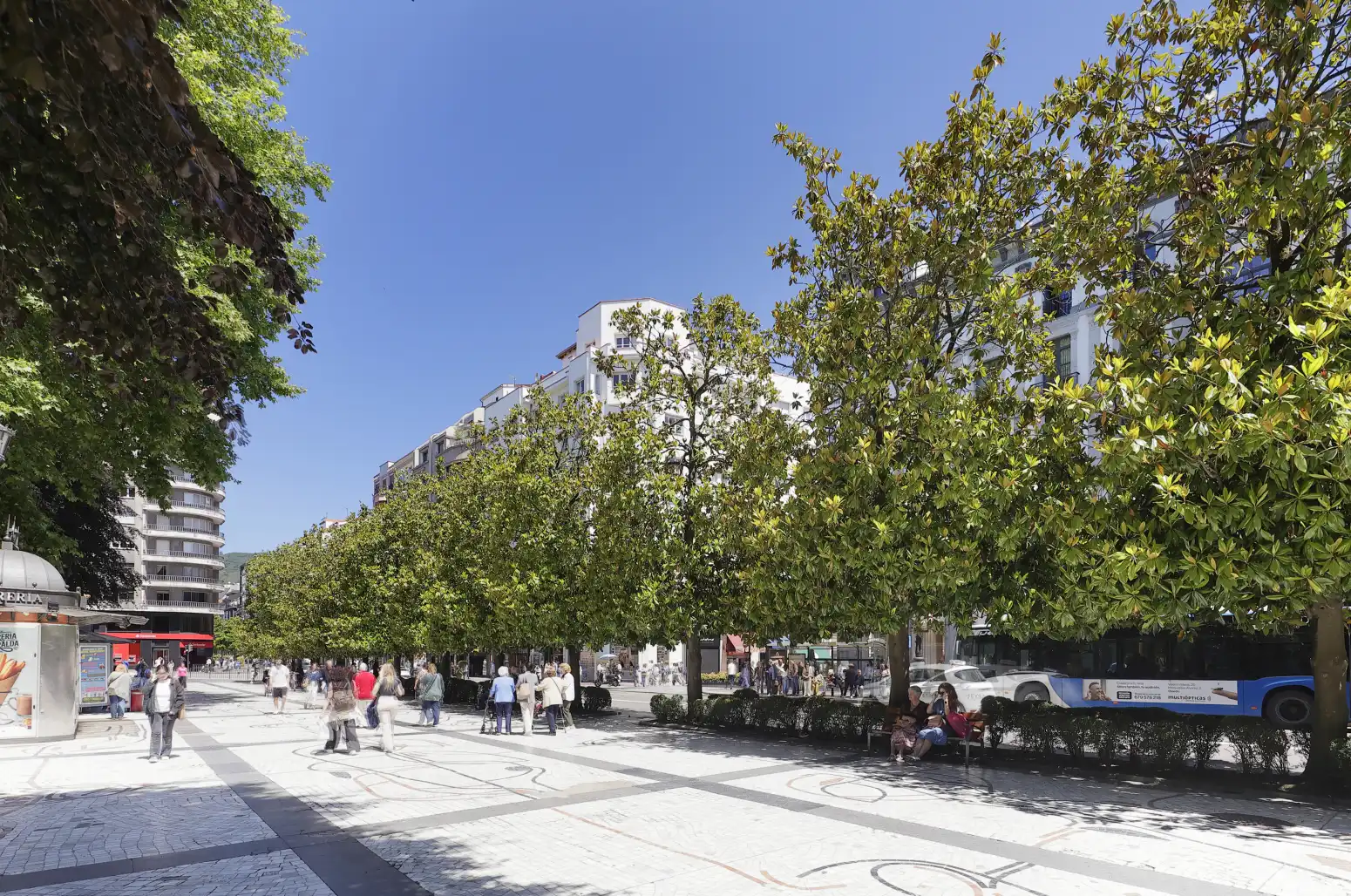 Vista exterior de Pis en venda en Oviedo  amb Calefacció i Terrassa