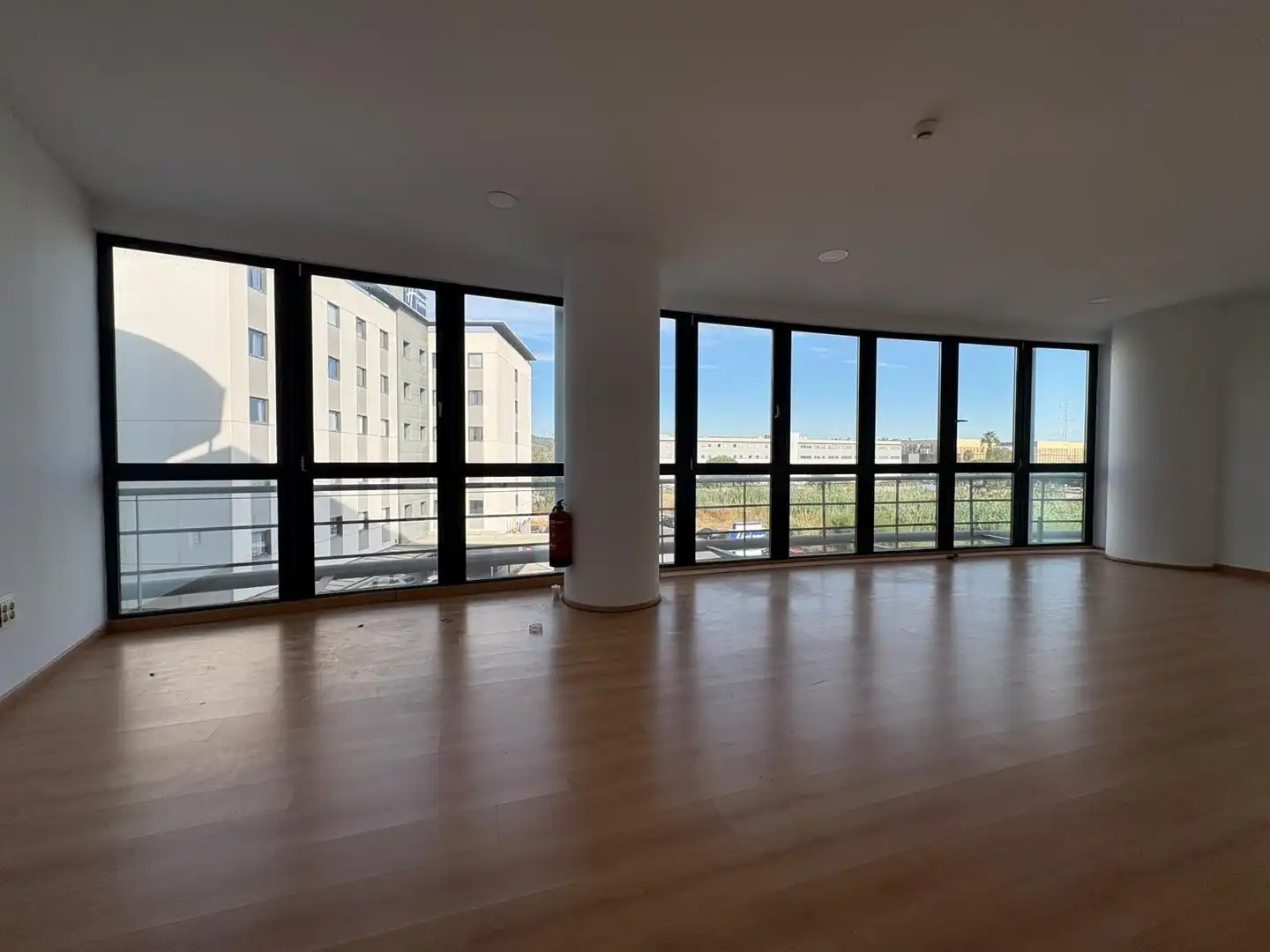 Büro zur Miete in Los Barrios, imagen 2