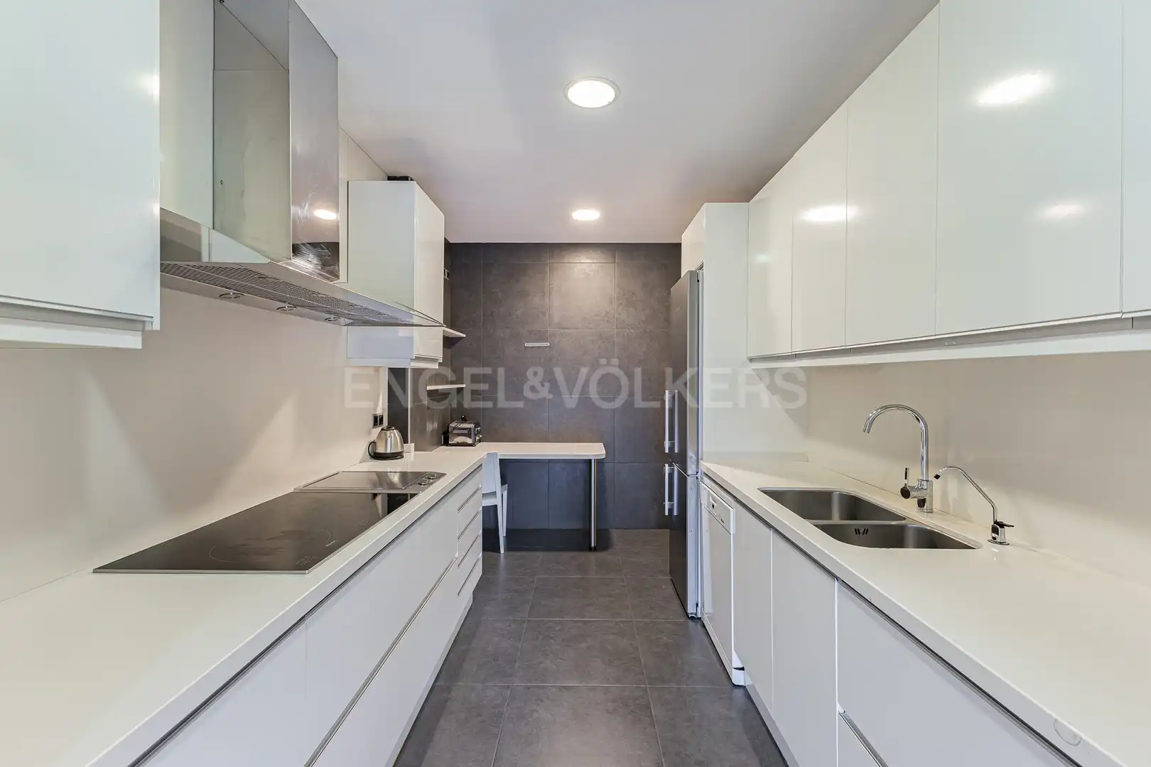 Kitchen of Houses for rent in Barcelona  with Air Conditioner, Heating and Private garden