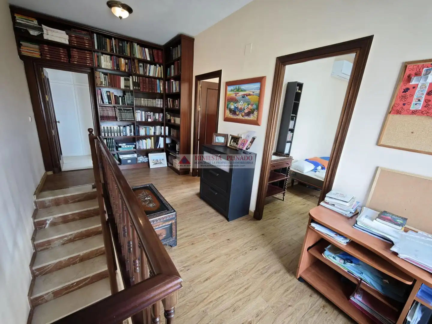Sala d'estar de Casa o xalet en venda en El Puerto de Santa María amb Aire condicionat i Piscina