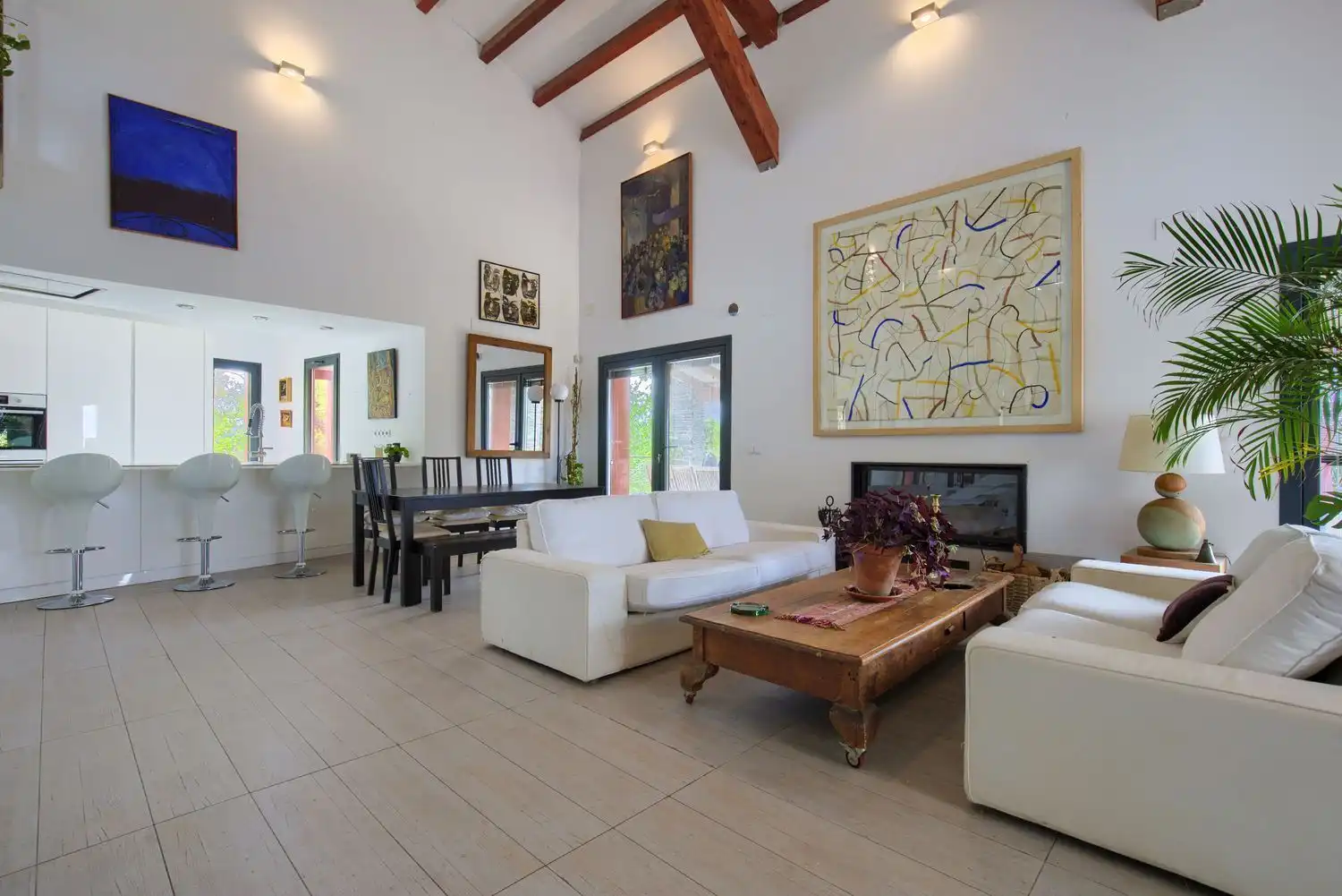 Living room of Country homes for sale in Jaraicejo  with Storage room and Community pool