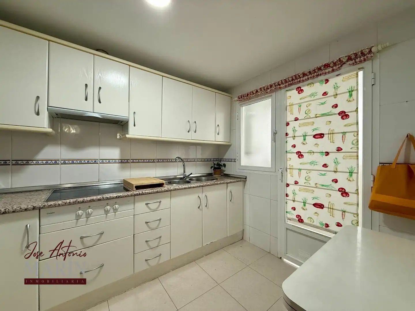 Cocina de Apartamento en venta en Badajoz con Aire acondicionado