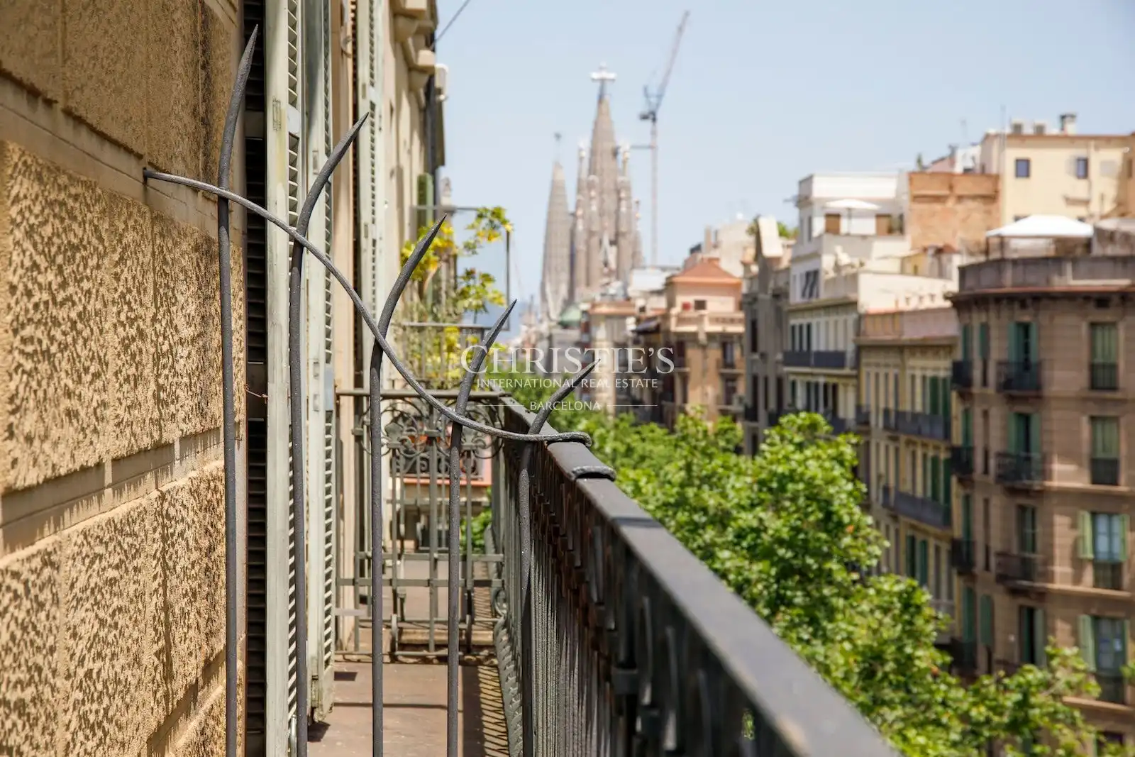 Vista exterior de Dúplex en venda en Barcelona amb Aire condicionat i Terrassa