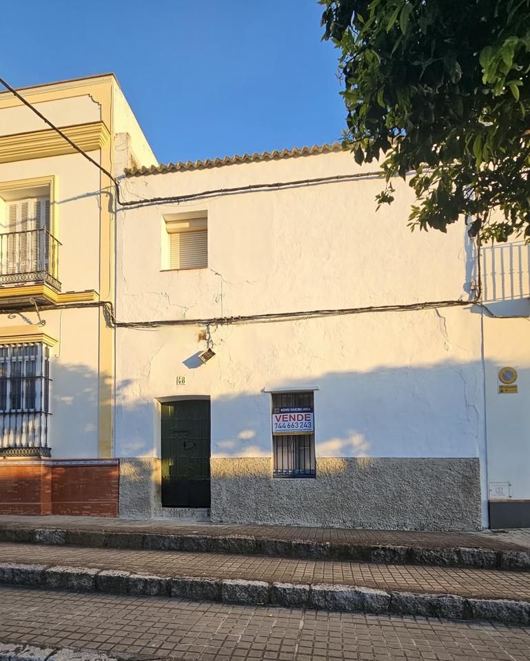 Vista exterior de Casa o chalet en venta en Lebrija