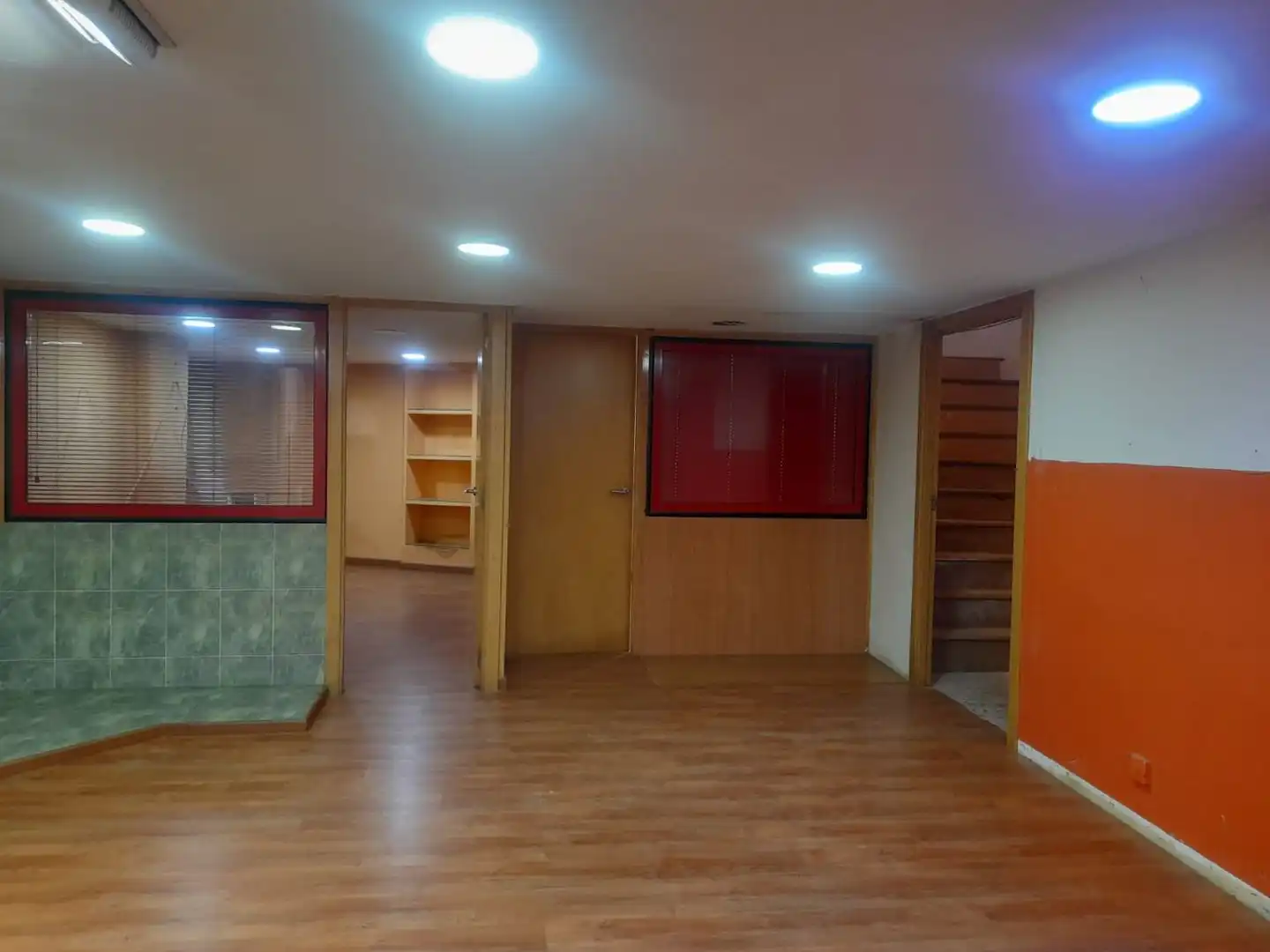 Local comercial en venda a Avenida Gramela 13, imagen 4