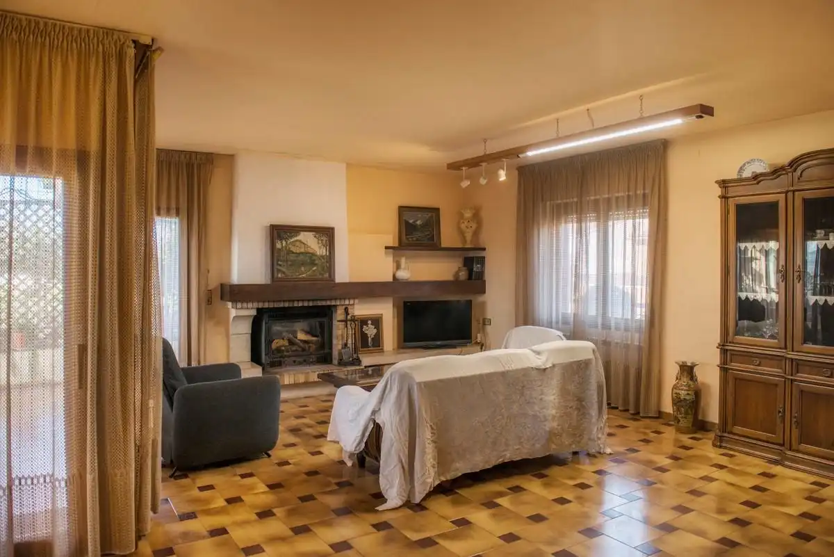 Sala de estar de Casa o chalet en venta en Sant Cugat Sesgarrigues con Calefacción, Jardín privado y Terraza