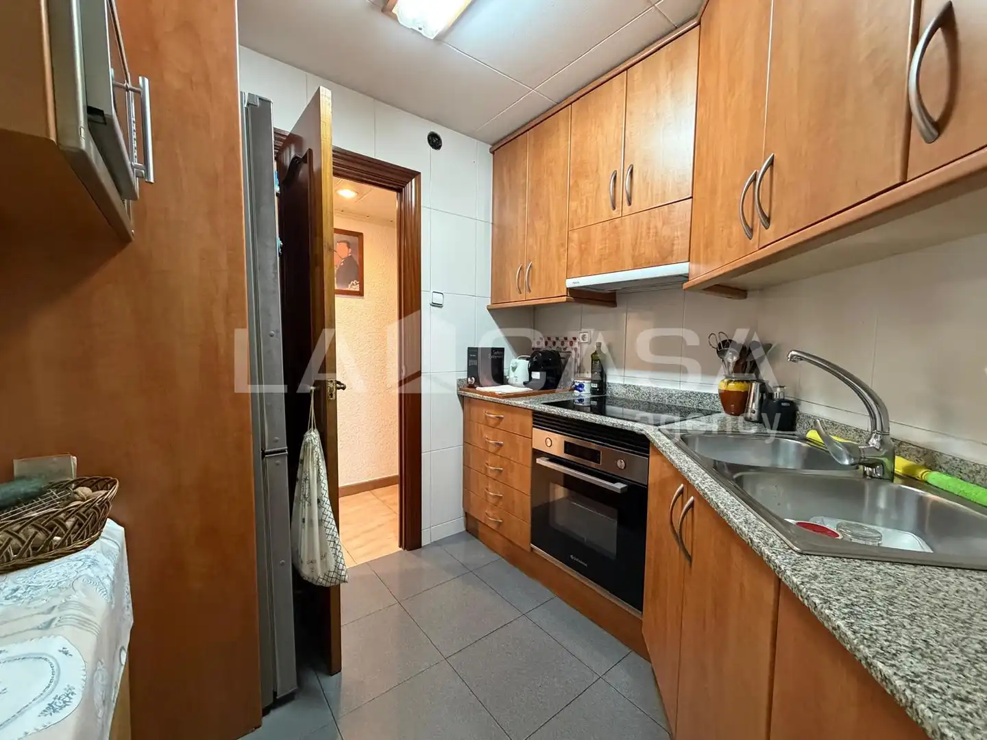 Kitchen of Flat for sale in Santa Coloma de Gramenet