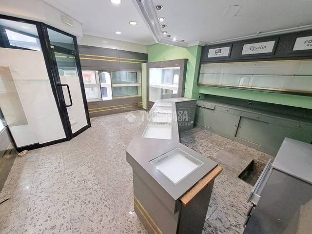 Piso en Venta en Reyes