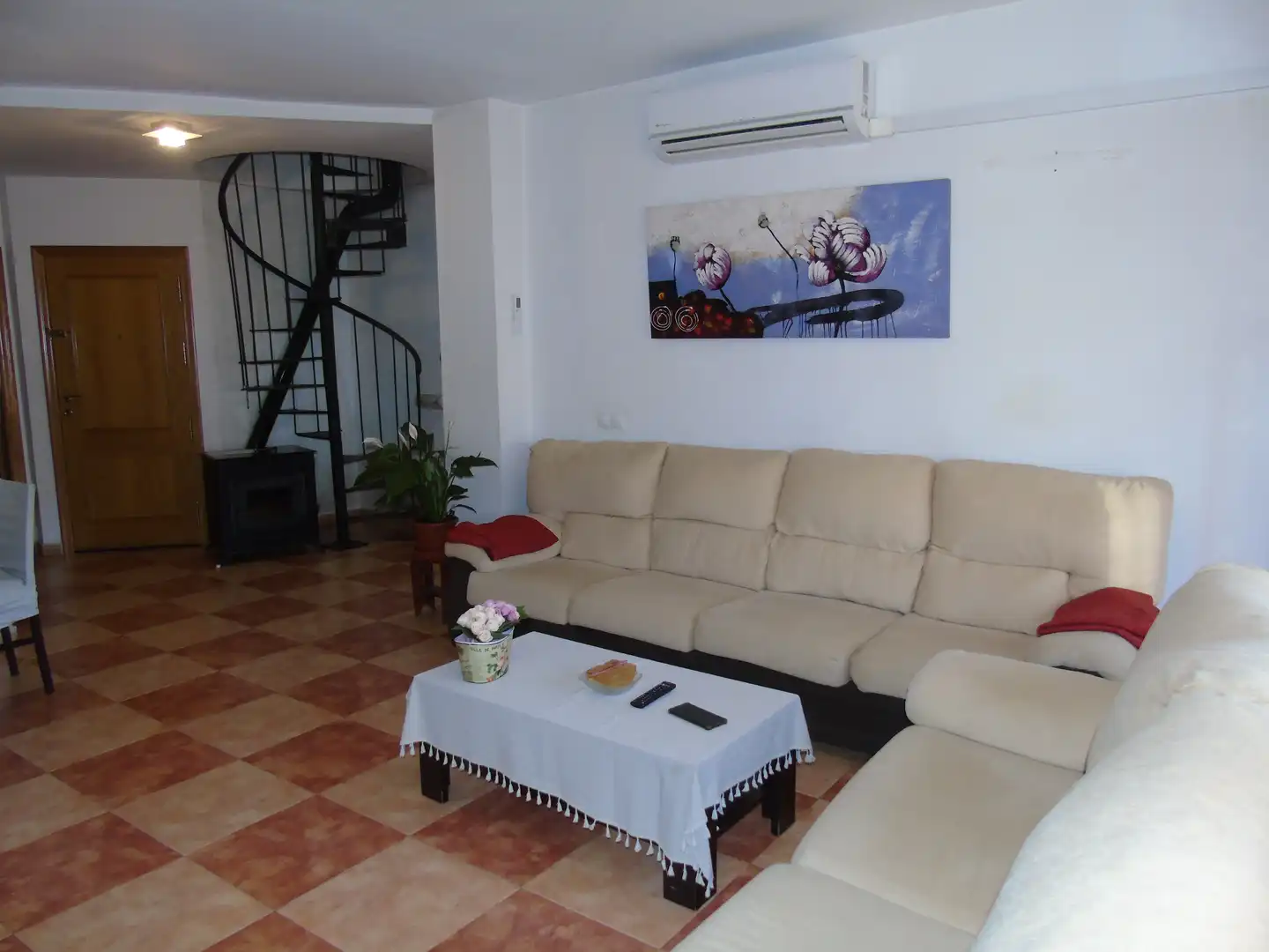 Wohnzimmer von Dachboden zum Verkauf in Lorquí mit Klimaanlage, Terrasse und Ofen