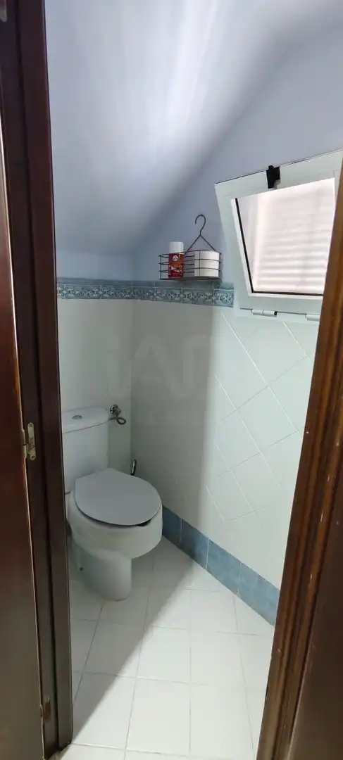 Baño de Casa adosada en venta en Écija con Aire acondicionado, Calefacción y Terraza