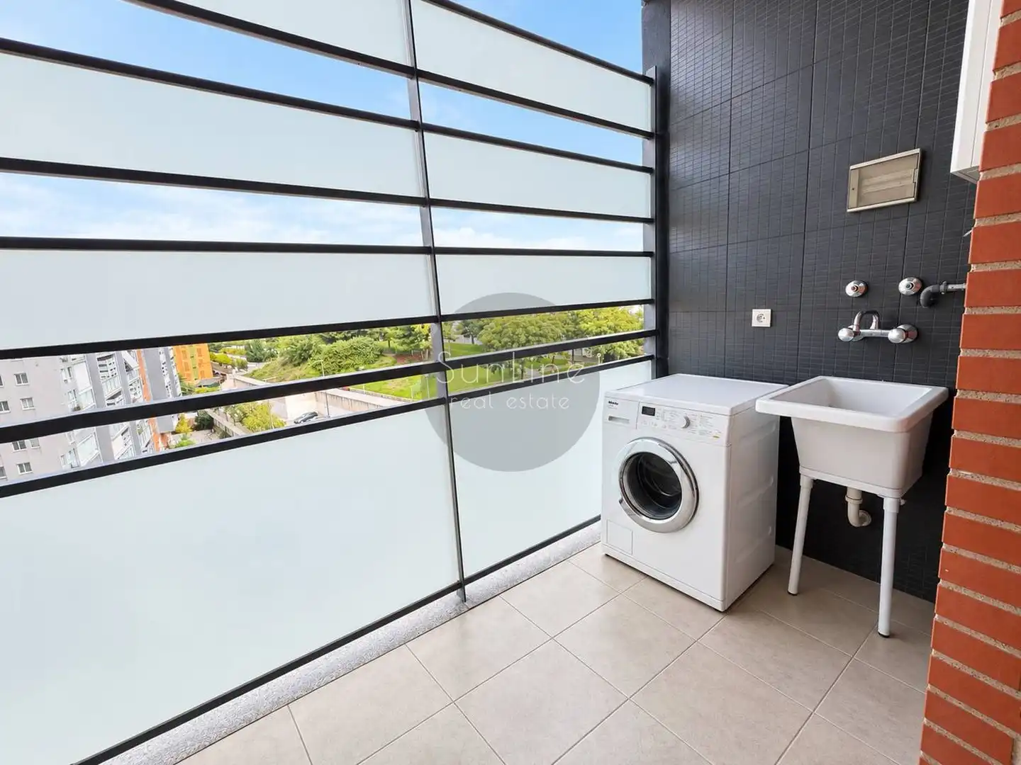 Appartement avec piscine à vendre à Calle Poeta José Agustín Goytisolo, imagen 25