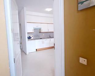 Kitchen of Apartment to rent in Las Palmas de Gran Canaria  with Furnished, Washing machine and Microwave