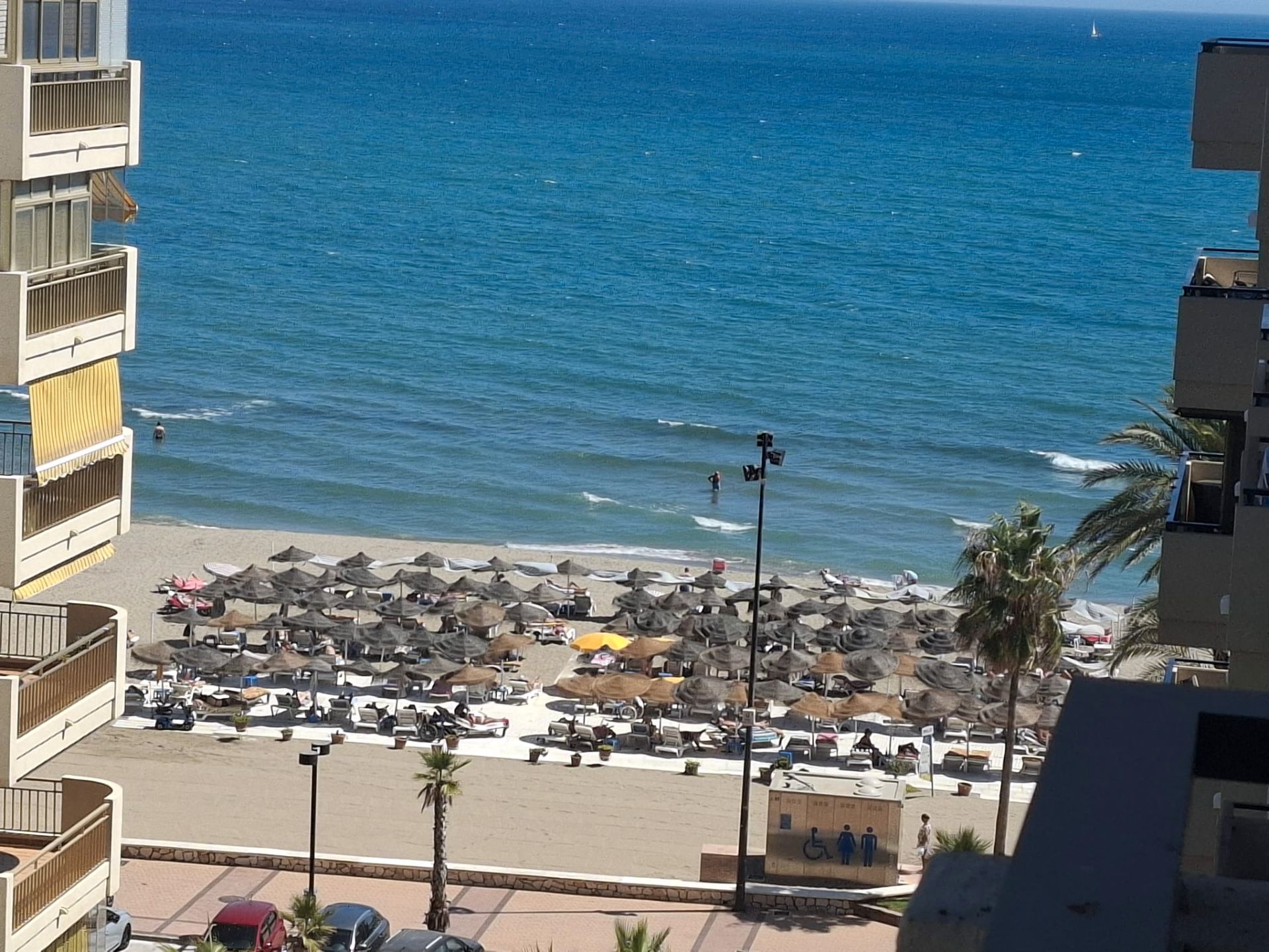 Exterior view of Apartment for sale in Fuengirola  with Air Conditioner, Terrace and Washing machine
