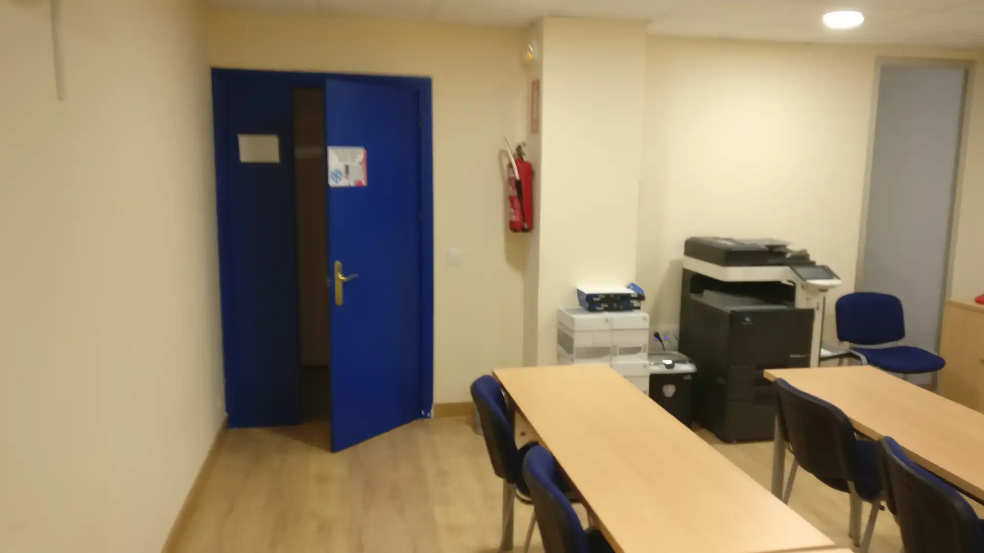 Büro zum Verkauf in Toledo mit Klimaanlage, Heizung und Abstellraum