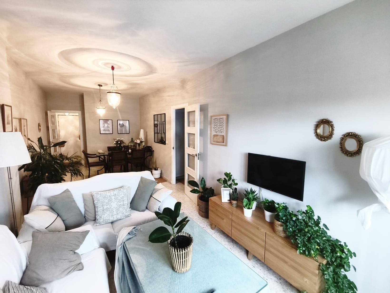 Sala de estar de Piso en venta en  Sevilla Capital con Aire acondicionado y Trastero