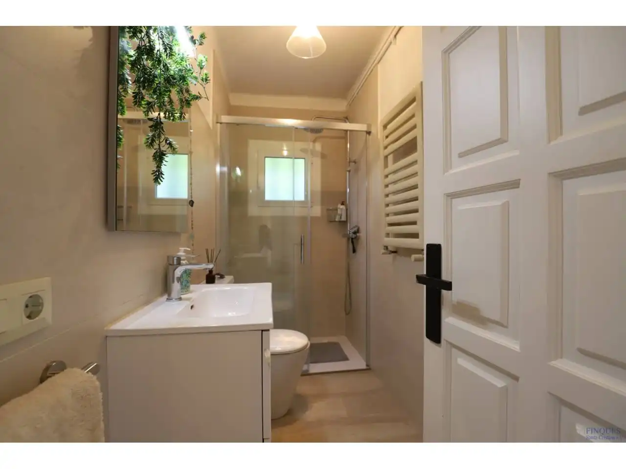 Casa con jardín en venta en Calle Josep M. Segarra 17, imagen 8