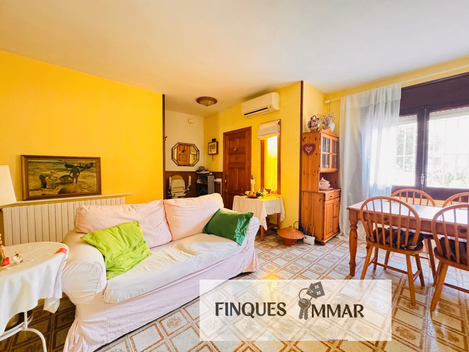 Casa adosada en venda a Carrer Riells, Riells i Viabrea