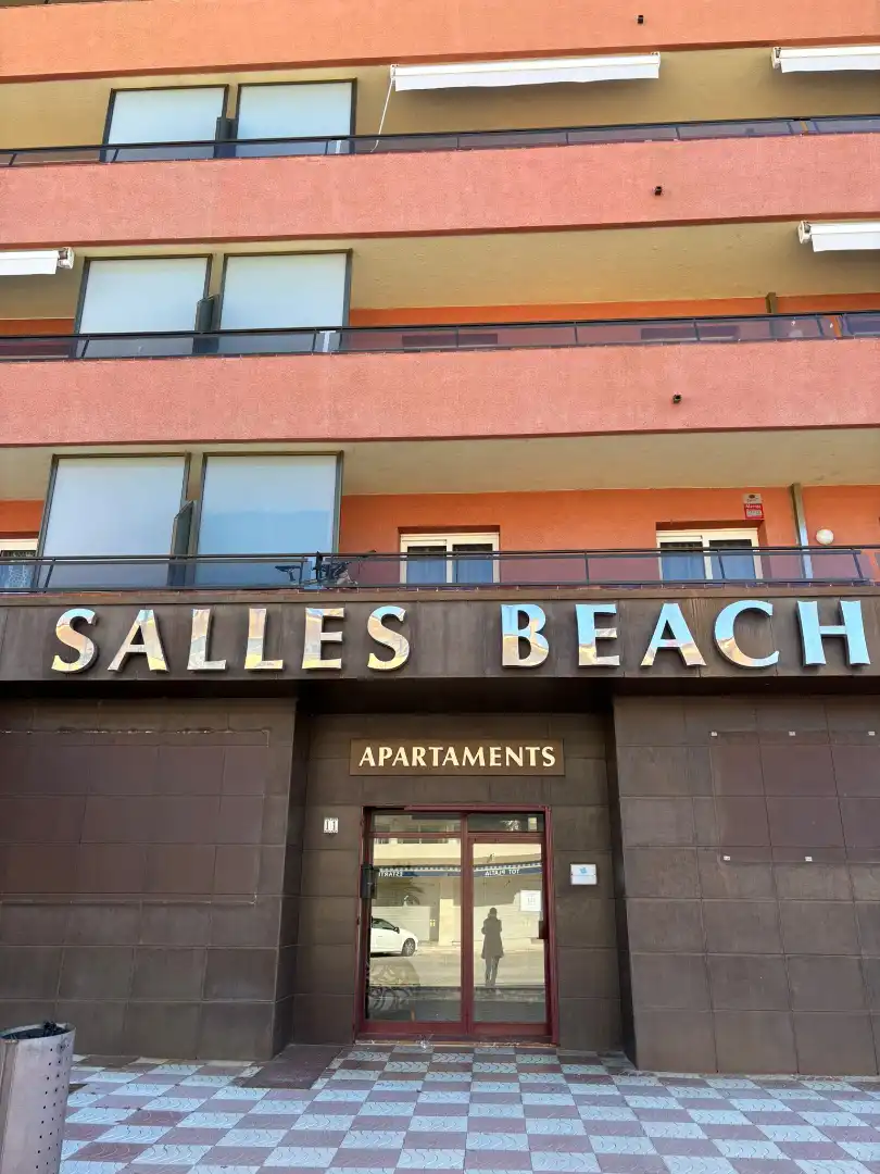 Vista exterior de Apartamento de alquiler en L'Estartit con Aire acondicionado, Calefacción y Terraza