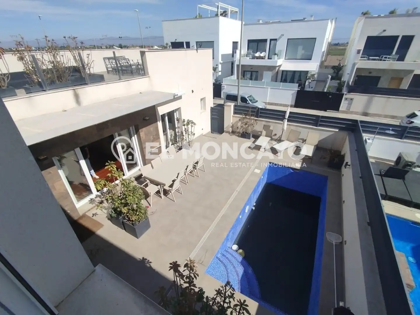 Exterior view of Detached homes for rent in Daya Vieja  with Air Conditioner, Parquet flooring and Terrace