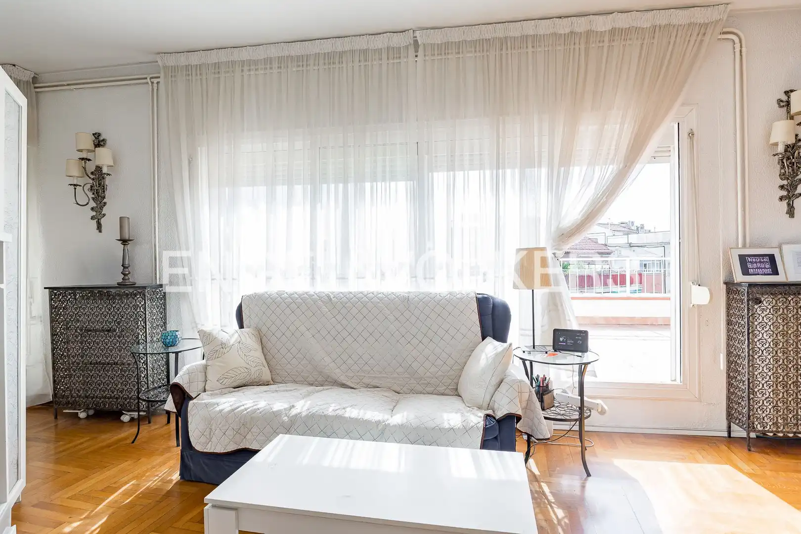 Living room of Attic for sale in Horta - Guinardó
