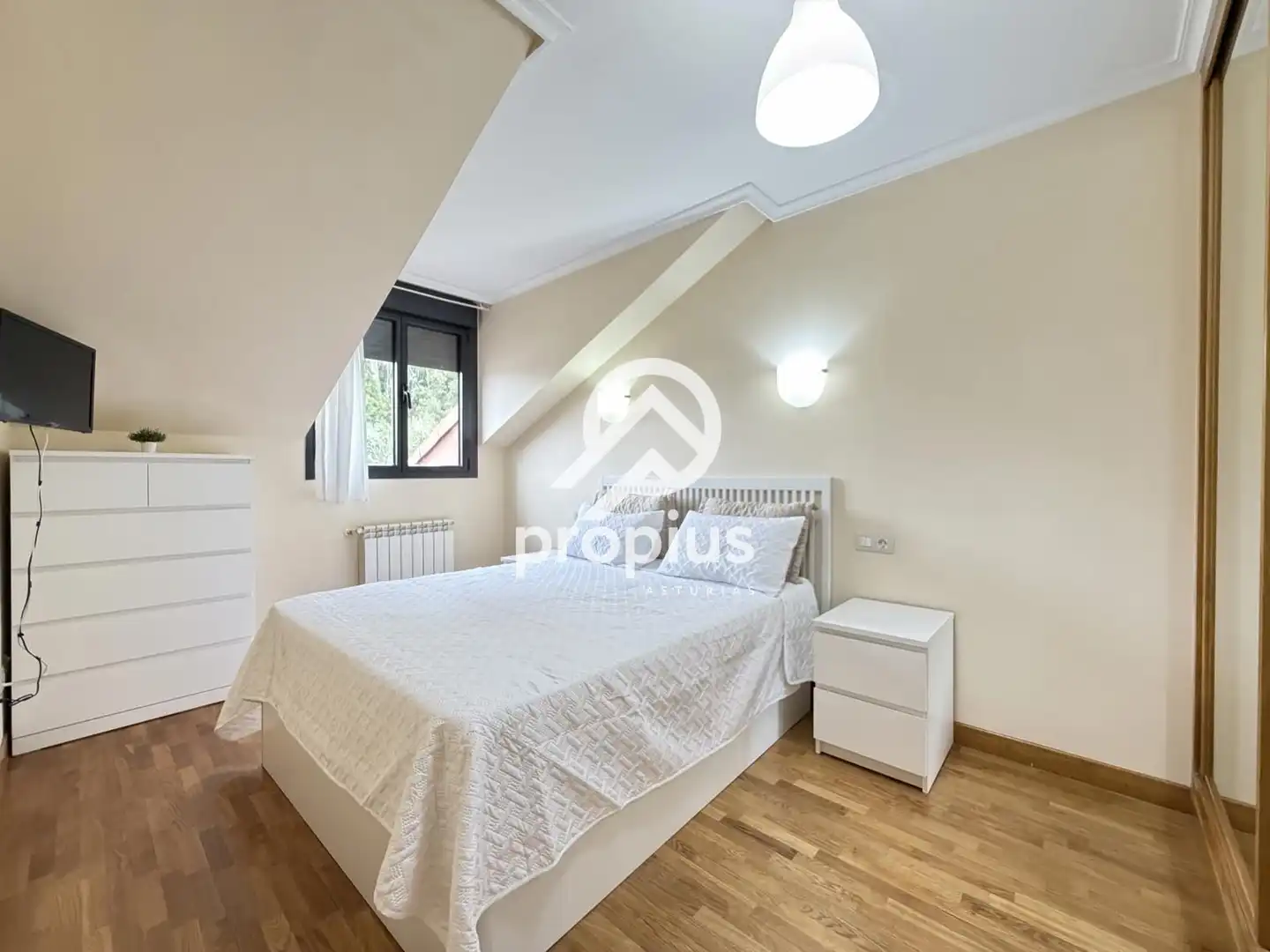 Bedroom of Flat for sale in Llanes  with Heating and Furnished