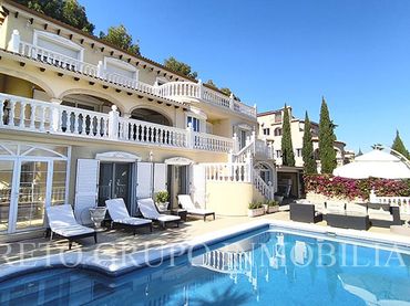 Chalet con piscina en venta en La Sella