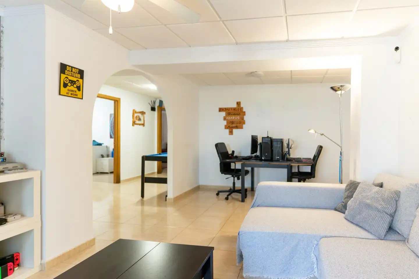 Haus oder Chalet zum Verkauf in Santa Pola mit Klimaanlage, Privatgarten und Terrasse