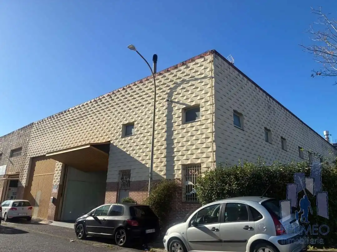 Industrial building for sale in Zubiaur-Tar Kepa Kalea