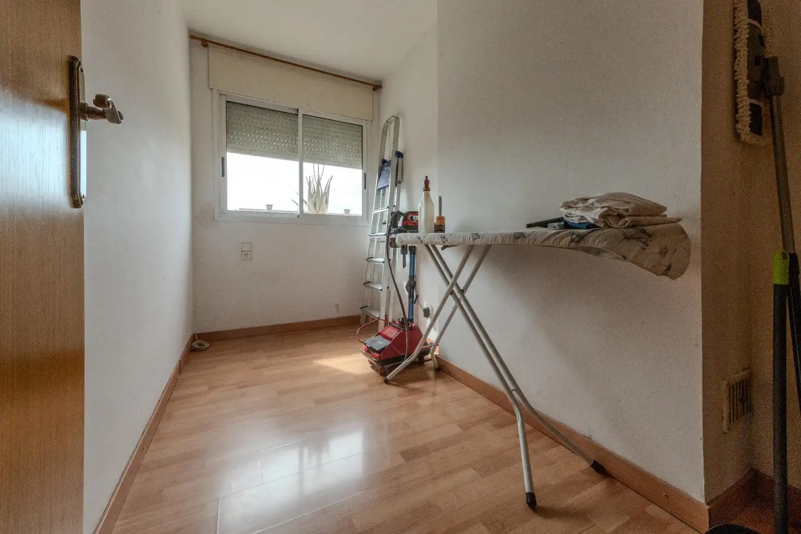 Dormitori de Casa o xalet en venda en Castellar del Vallès amb Aire condicionat, Calefacció i Jardí privat