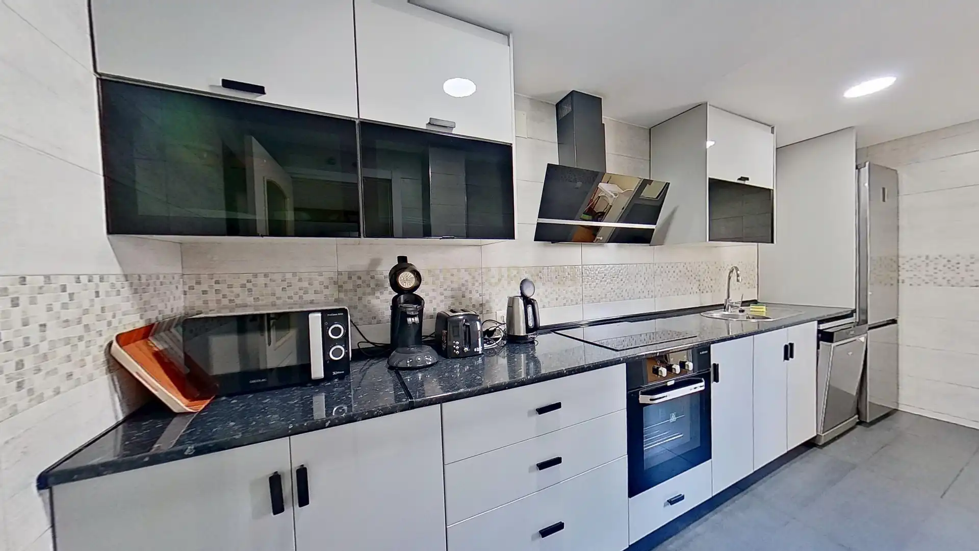Cocina de Piso en venta en Benalmádena con Aire acondicionado, Trastero y Horno