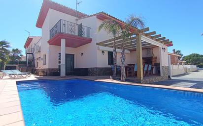 Piscina de Casa o xalet en venda en Deltebre amb Aire condicionat, Jardí privat i Terrassa